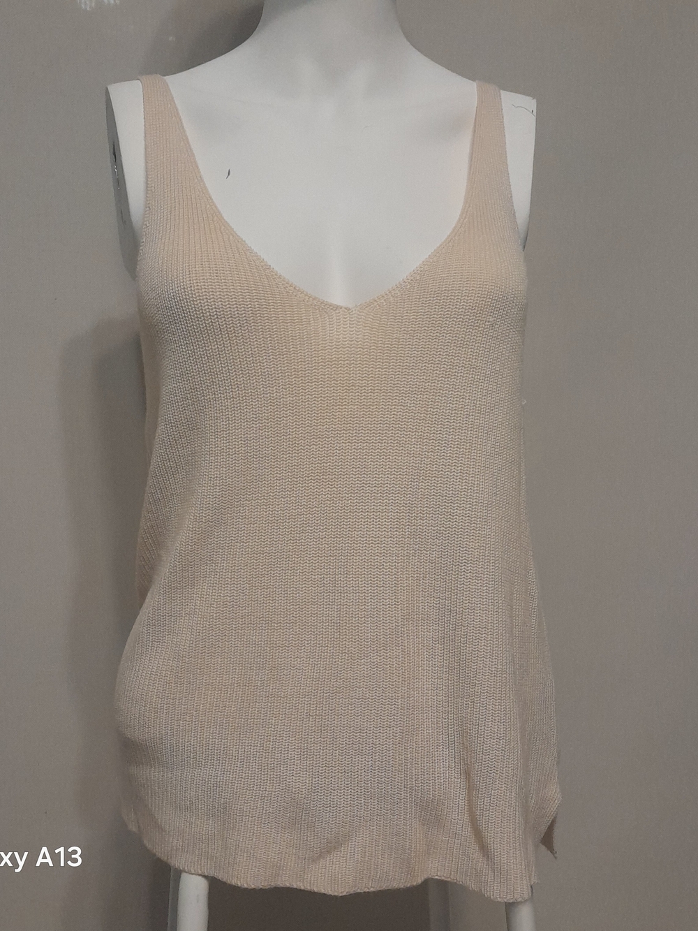 Forever 21 Beige V-Neck Knit Tank Top